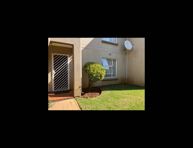 2 BEDROOM PROPERTY TO RENT IN POMONA